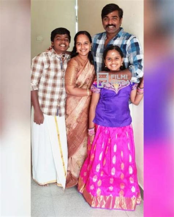 Exploring The Heartwarming Vijay Sethupathi Family Images