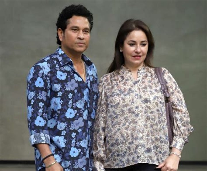 Exploring Vijay's Wife Age Difference: A Unique Love Story