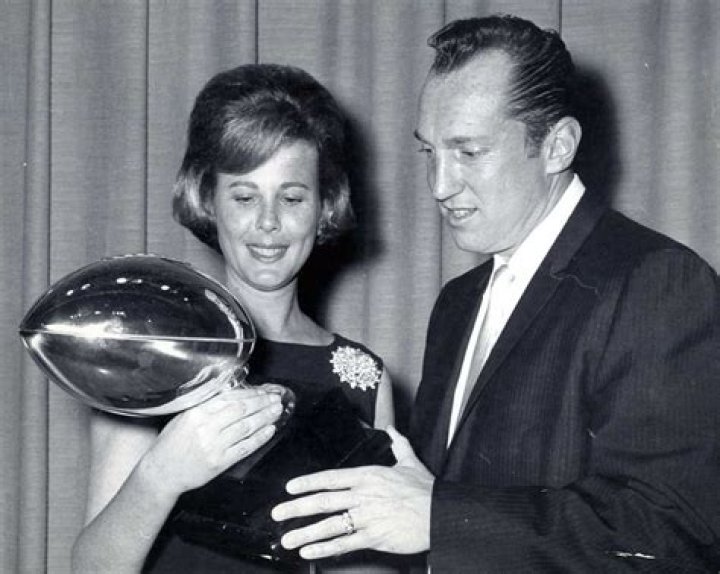 Mark Davis' Wife: Raiders' First Lady Stands By Her Man
