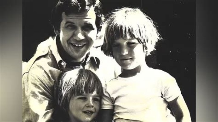 Unraveling The Roots: Who Was Tucker Carlson's Parents?