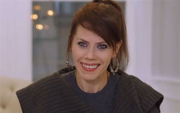 Unveiling The Identity Of Fairuza Balk's Twin