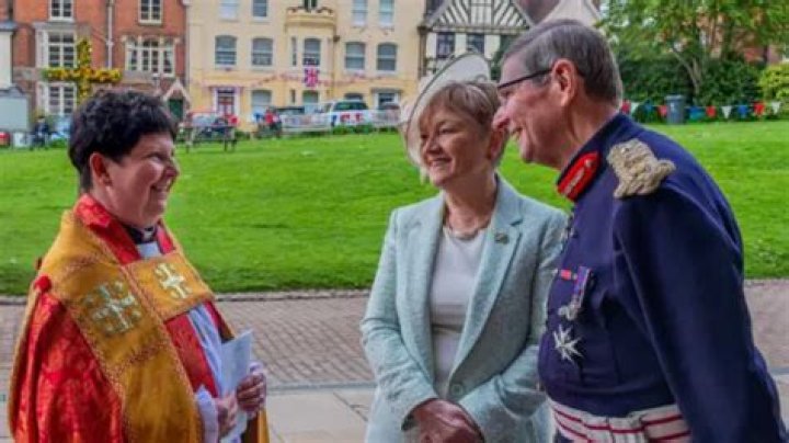 Unveiling The Life Of Robert Lichfield's Wife