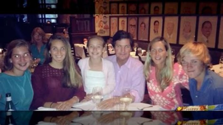 Unveiling The Roots: Who Are Tucker Carlson's Parents?